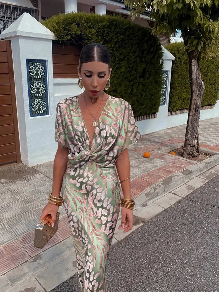 Clarandra™ | Copper Midi Dress