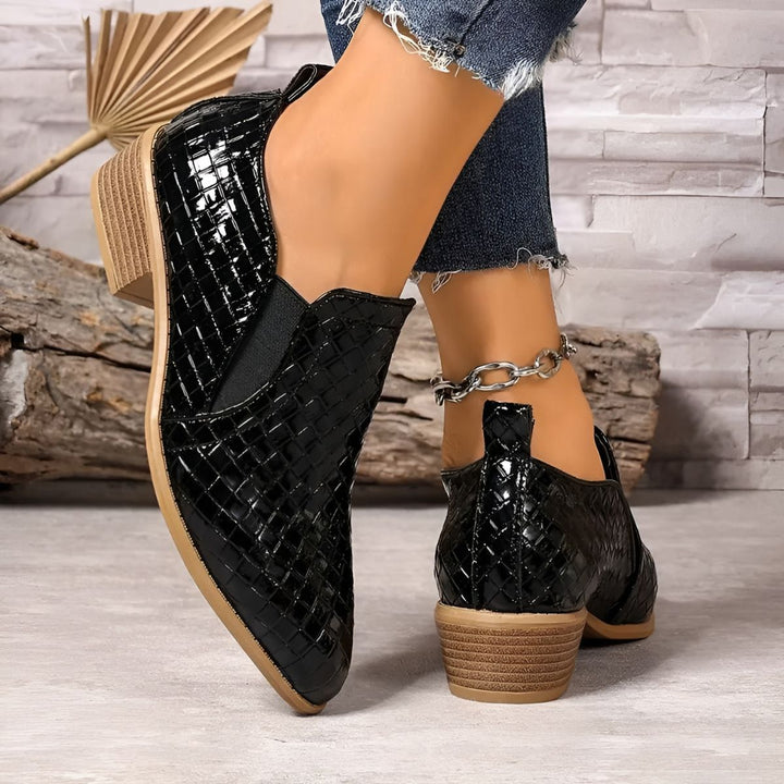 Alexia – Elegant & Comfortable Oxford Shoes