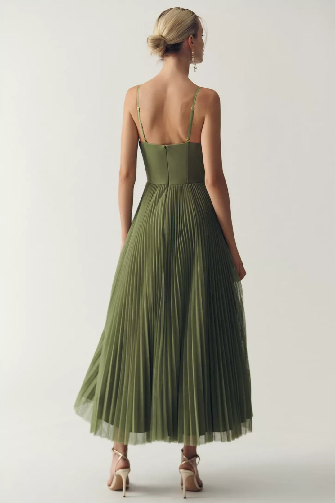 Olivia | Backless Dress