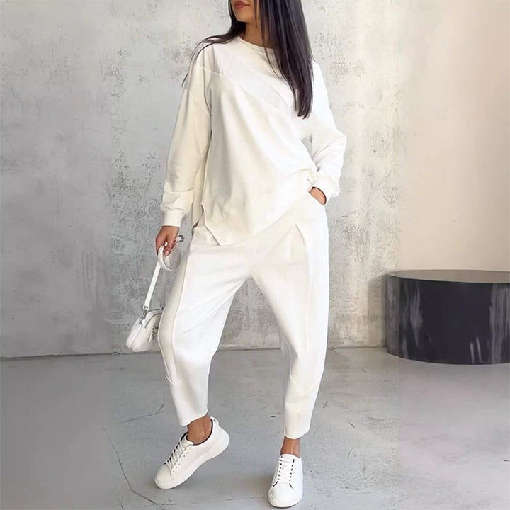 Gianna | Women’s Long-Sleeve Sweatshirt & Matching Pants Set