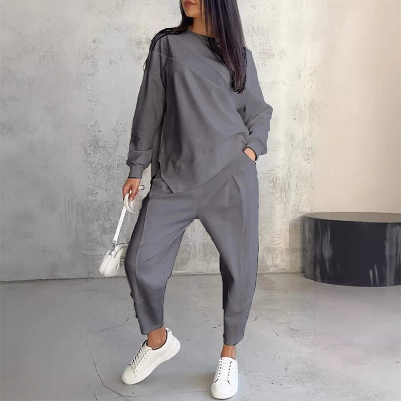 Gianna | Women’s Long-Sleeve Sweatshirt & Matching Pants Set